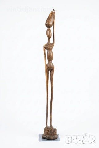 Антична фина дървена статуетка