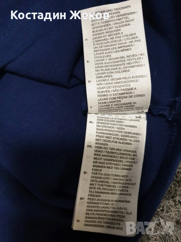 18€. Нов. Дамски оригинален кроп топ. adidas Originals Graphic Badge Slim 3-Stripes Tee . , снимка 7 - Корсети, бюстиета, топове - 55072837