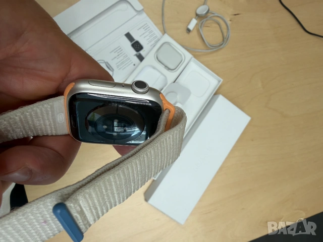 Apple Watch Series 9 GPS 45mm Starlight Aluminium Case – Отлично състояние, снимка 7 - Друга електроника - 54421508