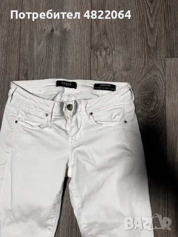 Дамски бели дънки GUESS – Jegging Ultra Skinny Low, снимка 2 - Дънки - 54480379