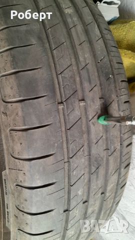Goodyear Efficient Grip 215/65/17 , снимка 8 - Гуми и джанти - 54346094