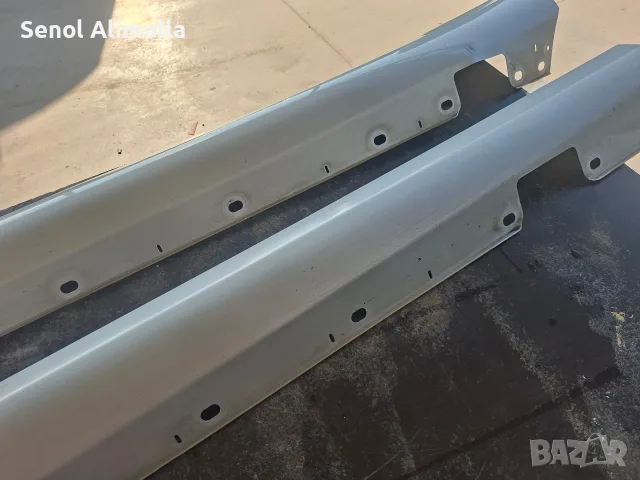 prodavam pragove za w211 elegans kod na boyata 744