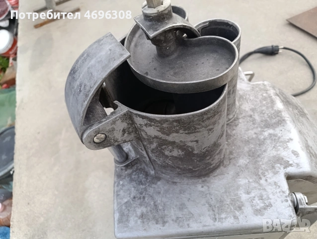 зеленчукорезачка robot coupe cl50, снимка 3 - Обзавеждане на кухня - 54458175