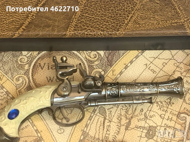 Картина пано с реплики на пистолети , снимка 4 - Антикварни и старинни предмети - 55097359