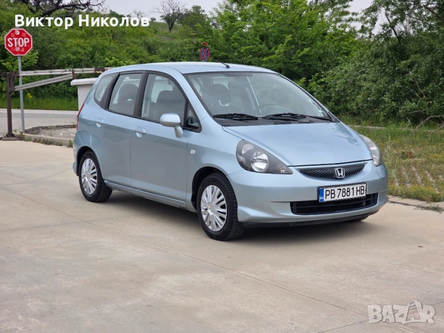Honda Jazz 1.2i, 2006 г. Климатик / Бензин / Обслужена, снимка 3 - Автомобили и джипове - 54467008