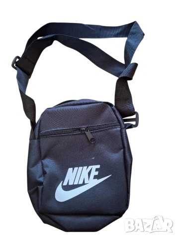 Чанта Nike (Спортна чанта)
