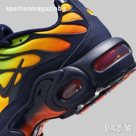 Юношески маратонки Nike Air Max Plus (GS), снимка 8 - Детски маратонки - 54765417