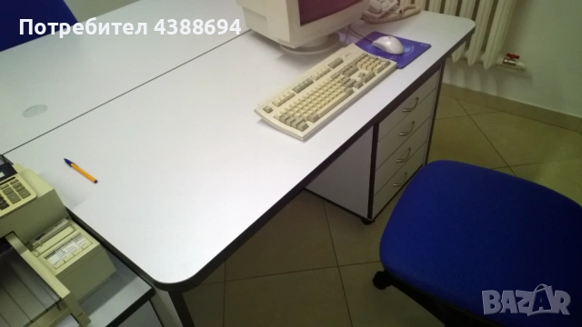   Офис столове и бюра - италиански  , снимка 6 - Столове - 52069948