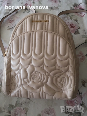 Maikal Kors , снимка 3 - Раници - 54386802