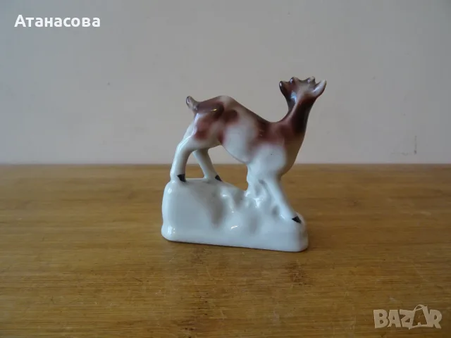 Порцеланова фигура Малка сърничка Сърна ИЗИДА 1960 г , снимка 5 - Антикварни и старинни предмети - 55413833