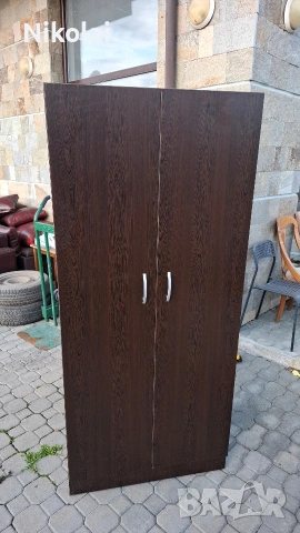 двукрилен гардероб 