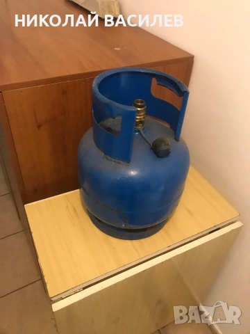 Продава  бутилката. 12. литра  ., снимка 8 - Други - 54370449