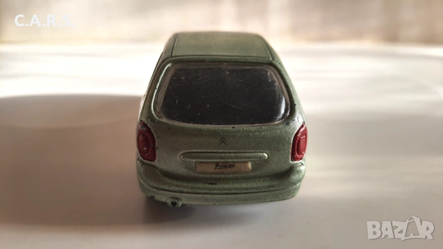 Citroen Xsara Picaso Bburago - Мащаб 1:43, снимка 3 - Колекции - 55249242