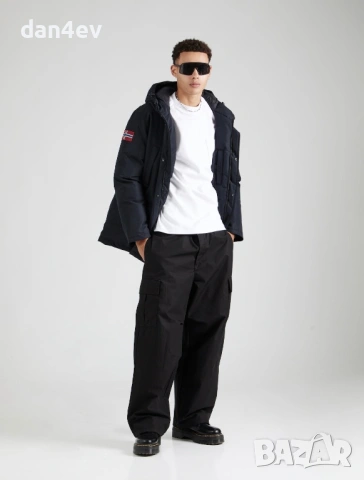 Зимна Парка Napapijri A-Cornier в черно, снимка 3 - Якета - 54211116