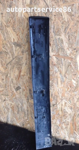 Декоративна лайсна за предна дясна врата за Citroen Berlingo (2001-2007) 9619030477, снимка 2 - Части - 54525378