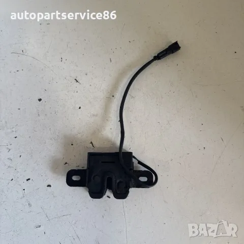 Заключващ механизъм за преден десен капак черен за Volvo XC60 (2011) 31298611 OEM, снимка 3 - Части - 55628816