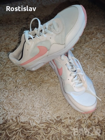 Nike Air max оригинални маратонки в перфектно състояние без забележки като нови. , снимка 3 - Маратонки - 54929831