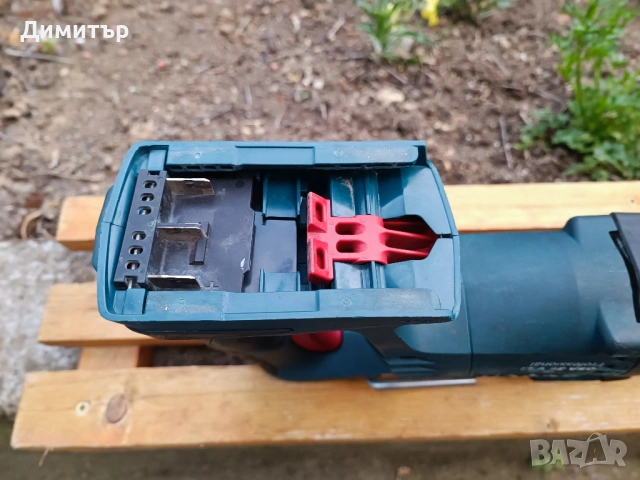 Няло на акумулаторен саблен трион Bosch GSA 36 V-LI Professional 36 V, снимка 9 - Други инструменти - 54496787