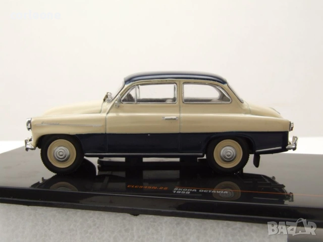 Skoda Octavia 1959 - мащаб 1:43 на ixo models моделът е нов в PVC дисплей-кейс, снимка 4 - Колекции - 54971875