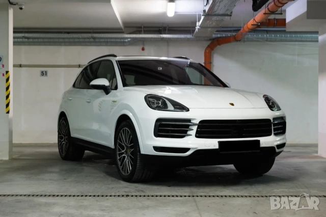 Porsche Cayenne E-Hybrid Platinum Editon, снимка 4 - Rent a car - 54834107