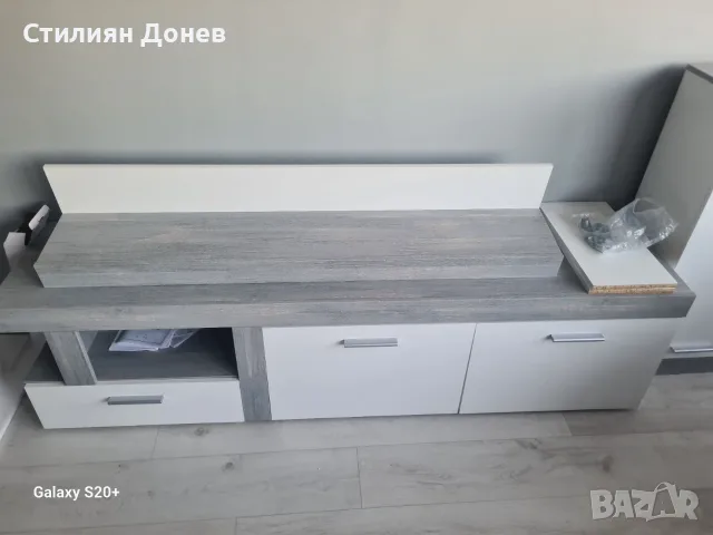 Секция „Джуледа“ – НОВА, МОНТИРАНА Секцията не е дюбелирана/фиксирана към стената. , снимка 5 - Секции и витрини - 55593568