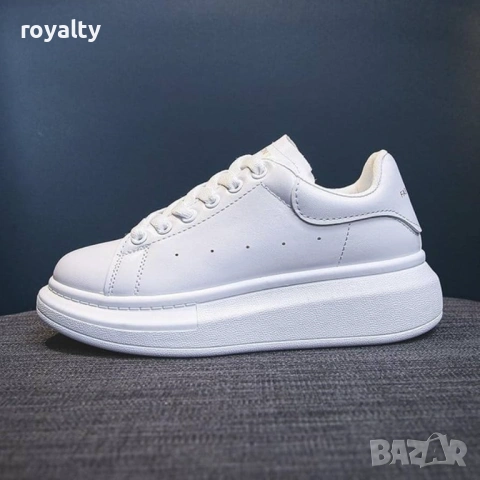 Alexander McQueen Нови Бели Дамски Маратонки с Кутия Макуин, снимка 2 - Маратонки - 54486433