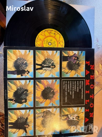 Грамофонни плочи NEOTON FAMILIA и RICCHI POVERI, снимка 2 - Грамофонни плочи - 54212808