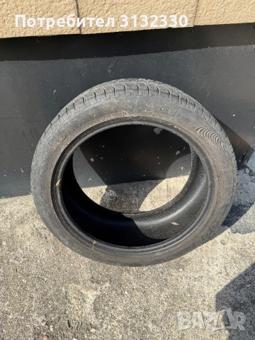 Зимна гума Pirelli Scorpion 255/45R20, снимка 2 - Гуми и джанти - 54628784
