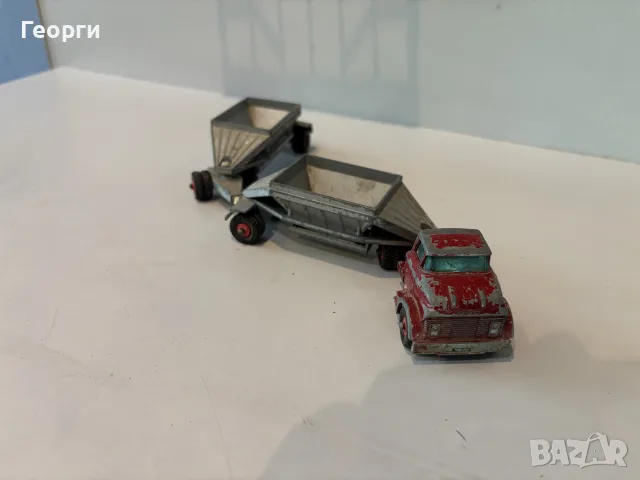 Метално камионче Мачбакс