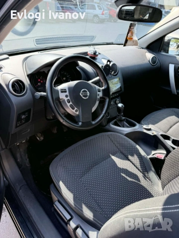 Nissan Qashqai 2.0 PANORAMA, снимка 8 - Автомобили и джипове - 54560153