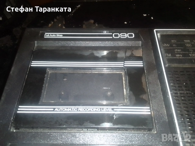 радио касетофон работи си на радио , снимка 5 - Радиокасетофони, транзистори - 54725522