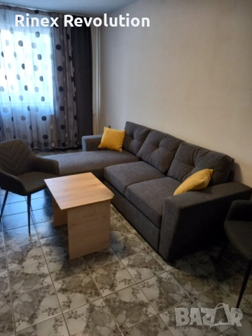 Двустаен апартамент под наем в Центъра