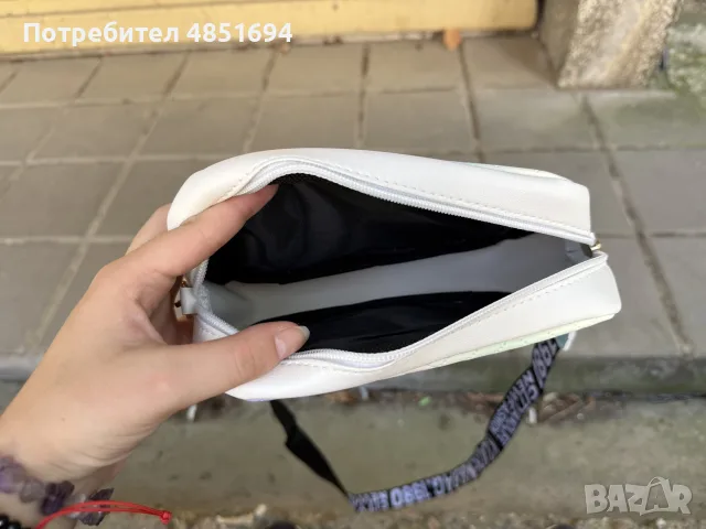 Дамска бяла и цветна чанта , снимка 5 - Чанти - 55471502