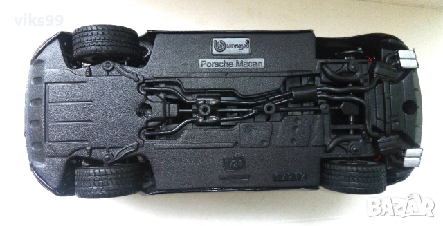 Метална количка Bburago Porsche Macan Мащаб 1:24, снимка 9 - Колекции - 54039909