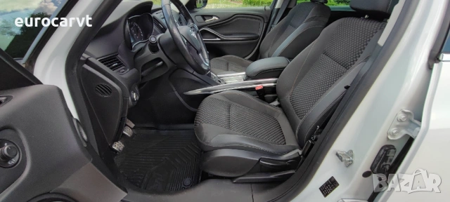 Opel Zafira Tourer 1.6 CDTI Cosmo, снимка 15 - Автомобили и джипове - 54595161
