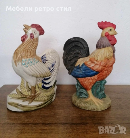 Красиви декоративни фигури на петли, изработени от висококачествена керамика.