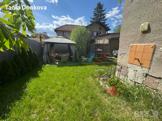 Двуетажна къща Перник Ралица, снимка 7 - Къщи - 55003621