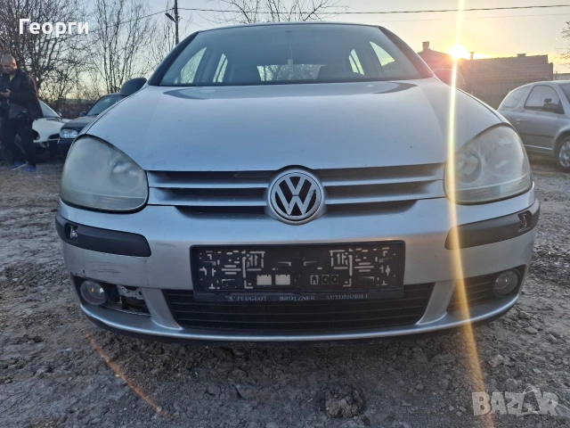 VW голф , снимка 8 - Автомобили и джипове - 54221813