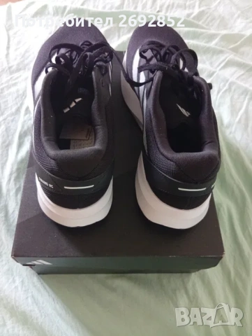 Маратонки Adidas нови 44, снимка 5 - Маратонки - 54688919