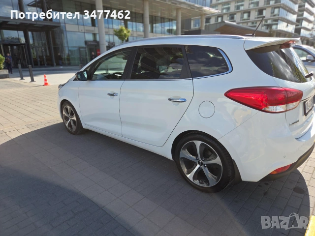 Продава Kia Carens, семеен автомобил в отлично състояние, снимка 5 - Автомобили и джипове - 55129619