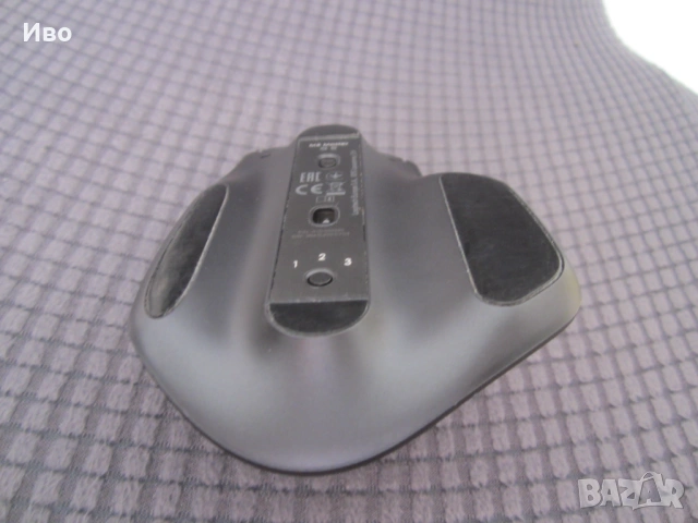 Logitech MX Master M-R0066 безжична блутут мишка, снимка 9 - Клавиатури и мишки - 54572832