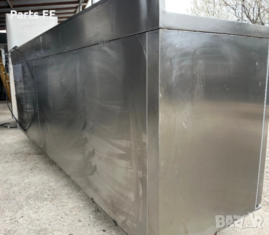 Хладилна маса професионална с 3 врати 3 чекмеджета profesionalna hladilna masa, снимка 2 - Обзавеждане на кухня - 54166252