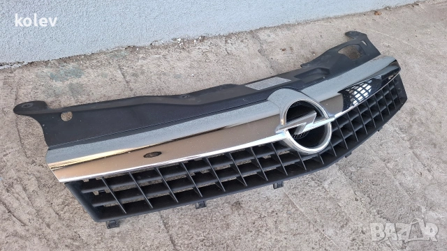 предна решетка за Опел Astra H GTS 2/3 врати, снимка 2 - Части - 54982225
