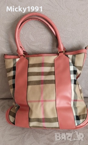 Дамска чанта Burberry , снимка 8 - Раници - 52703186