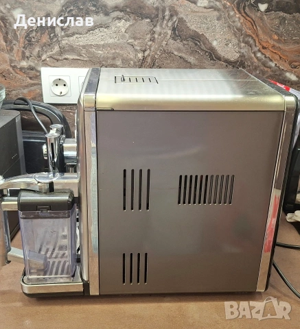 Кафеавтомат / Кафемашина Saeco Exprelia Evo с кана, снимка 3 - Кафемашини - 54634432