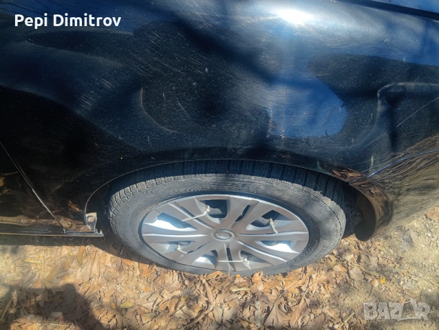 Десен калник VW Golf Mk5 2006, снимка 2 - Части - 54249041