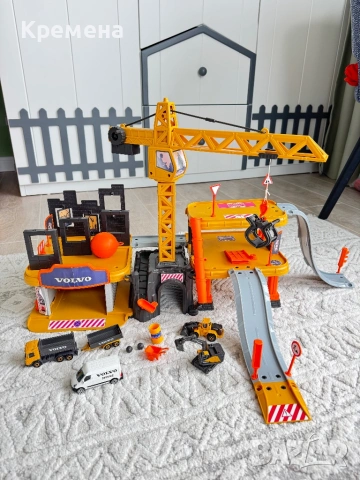 Строителна писта Volvo
