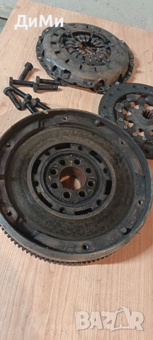съединител демпфер маховик бмв е46 318 118кс bmw e46 318 118ks, снимка 2 - Части - 55097348