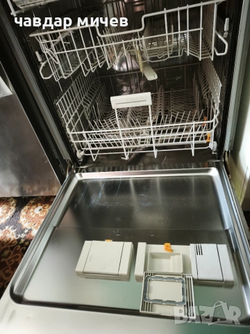 Съдомиялна за вграждане Miele G1730 SCI, снимка 6 - Съдомиялни - 55134768