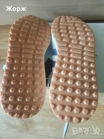 Маратонки Adidas Run 84 , снимка 6 - Маратонки - 54397672